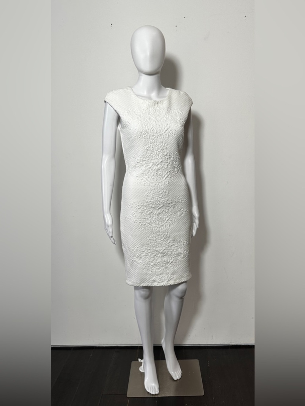 Bebe Tiffany Cap Sleeve Jacquard Dress White NWT Medium Made in USA
